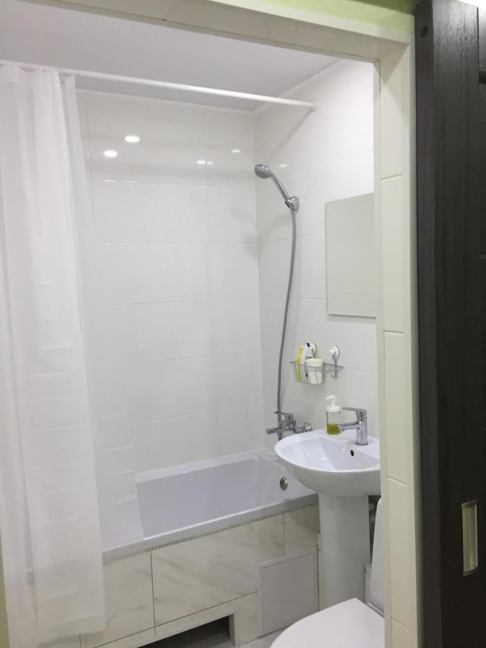 Apartment Near City Center On Peremohy Avenue 46 Чернихив Екстериор снимка