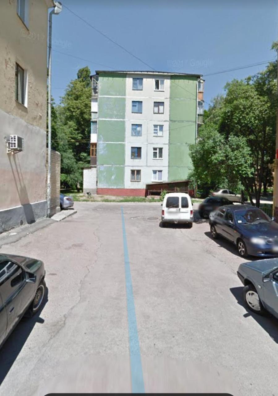 Apartment Near City Center On Peremohy Avenue 46 Чернихив Екстериор снимка