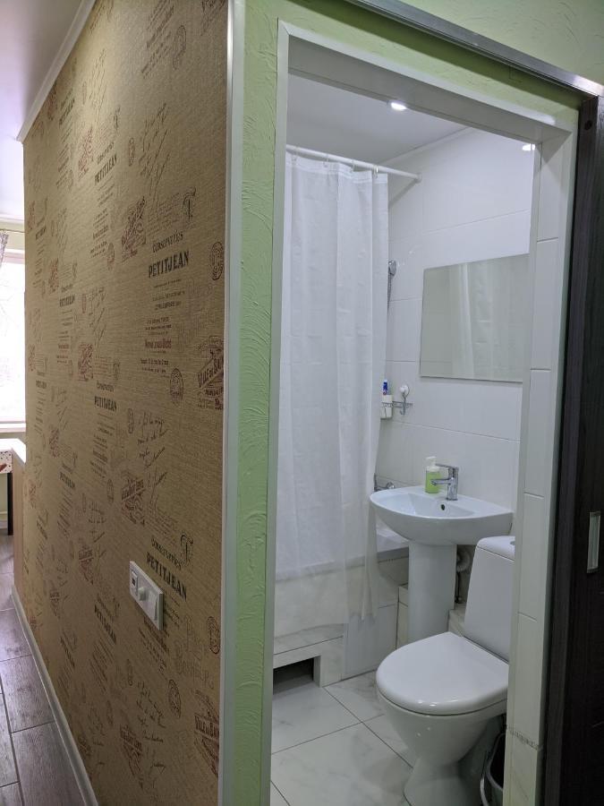Apartment Near City Center On Peremohy Avenue 46 Чернихив Екстериор снимка